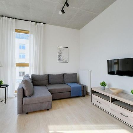 Apartamenty Patriotow 303 Варшава Екстериор снимка