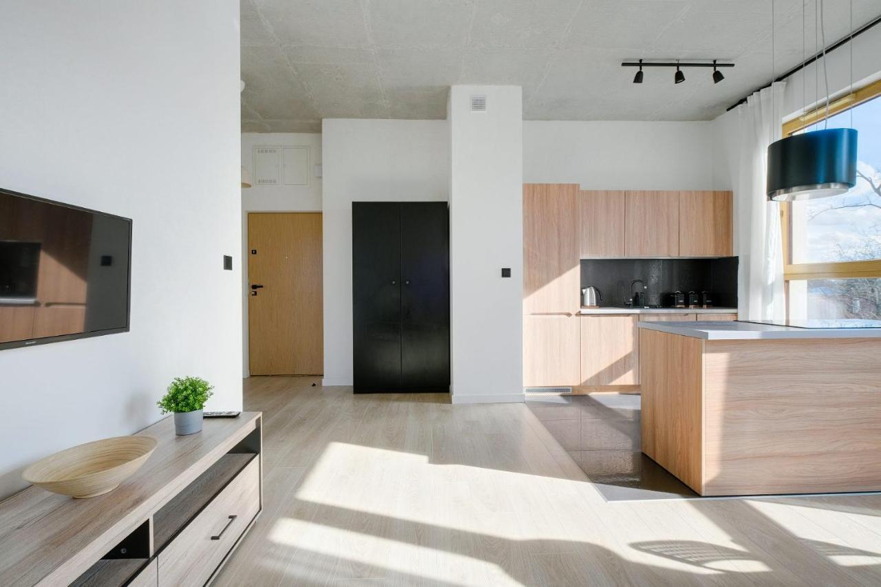 Apartamenty Patriotow 303 Варшава Екстериор снимка