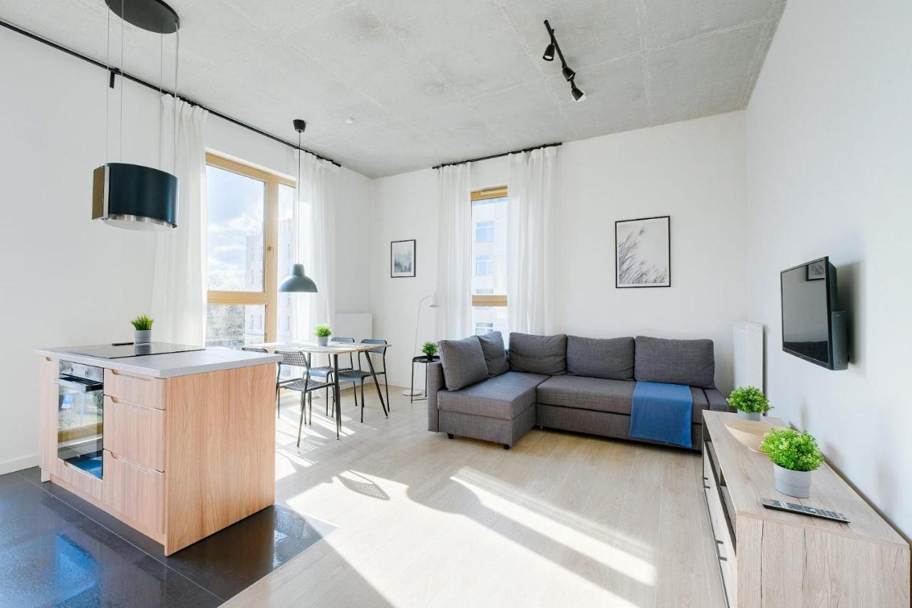 Apartamenty Patriotow 303 Варшава Екстериор снимка